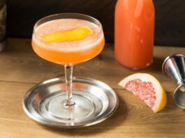 Brown Derby Cocktail Recipe Bourbon and Grapefruit