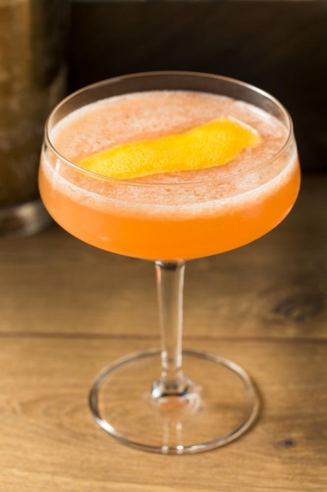 Brown Derby Grapefruit Cocktail in Coupe Glass Bourbon