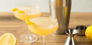 Corpse Reviver No. 2 Cocktail with Lemon Recipe