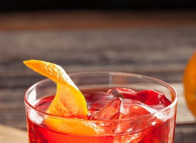 Perfect Negroni Recipe with Orange Twist