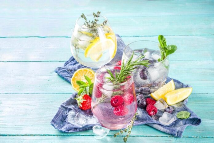 Flavored Water Used as a Best Mixer for Vodka