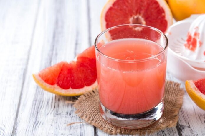 Grapefruit Juice Cocktail with Vodka Mixed in
